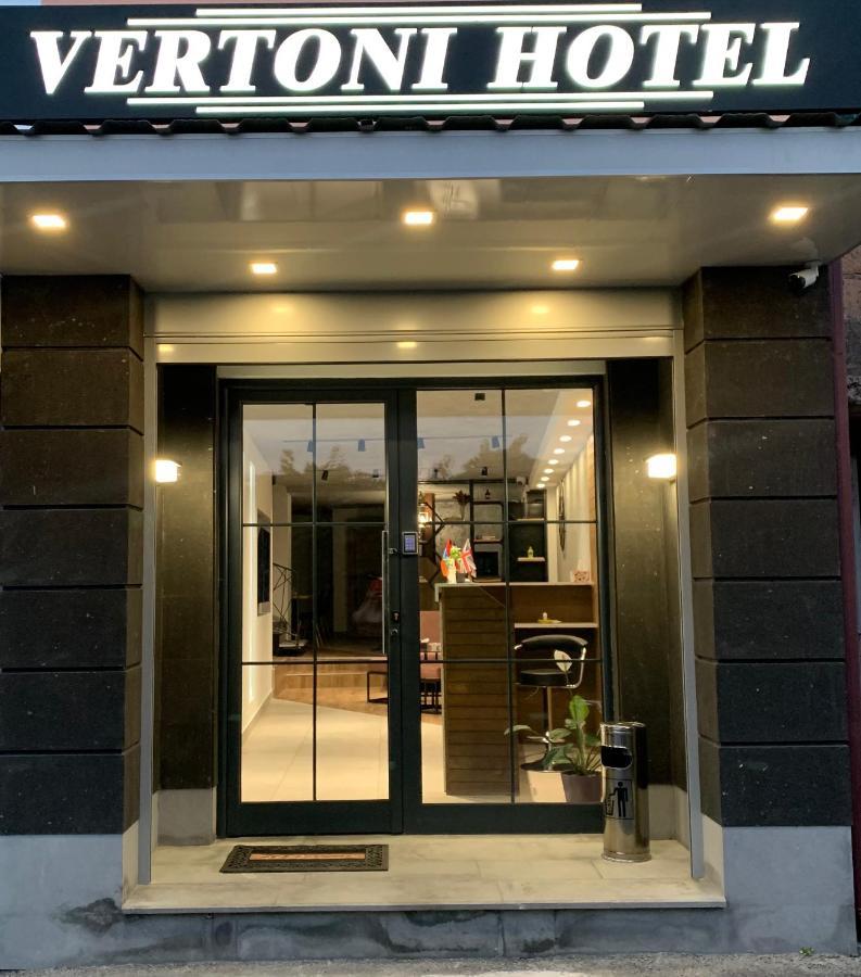 Vertoni Hotel Jerevan Exteriör bild